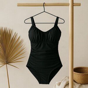 Aqua Eve Plus Size 12W Black One Piece Swimsuit NWT Padded Cups Slimming Fit